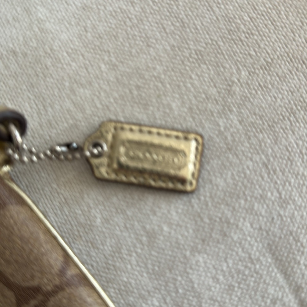 Coach wristlet bag - Picture 2 of 5